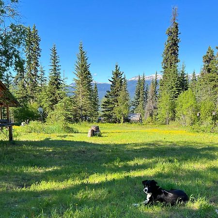 Little Atlin Lodge Tagish 외부 사진
