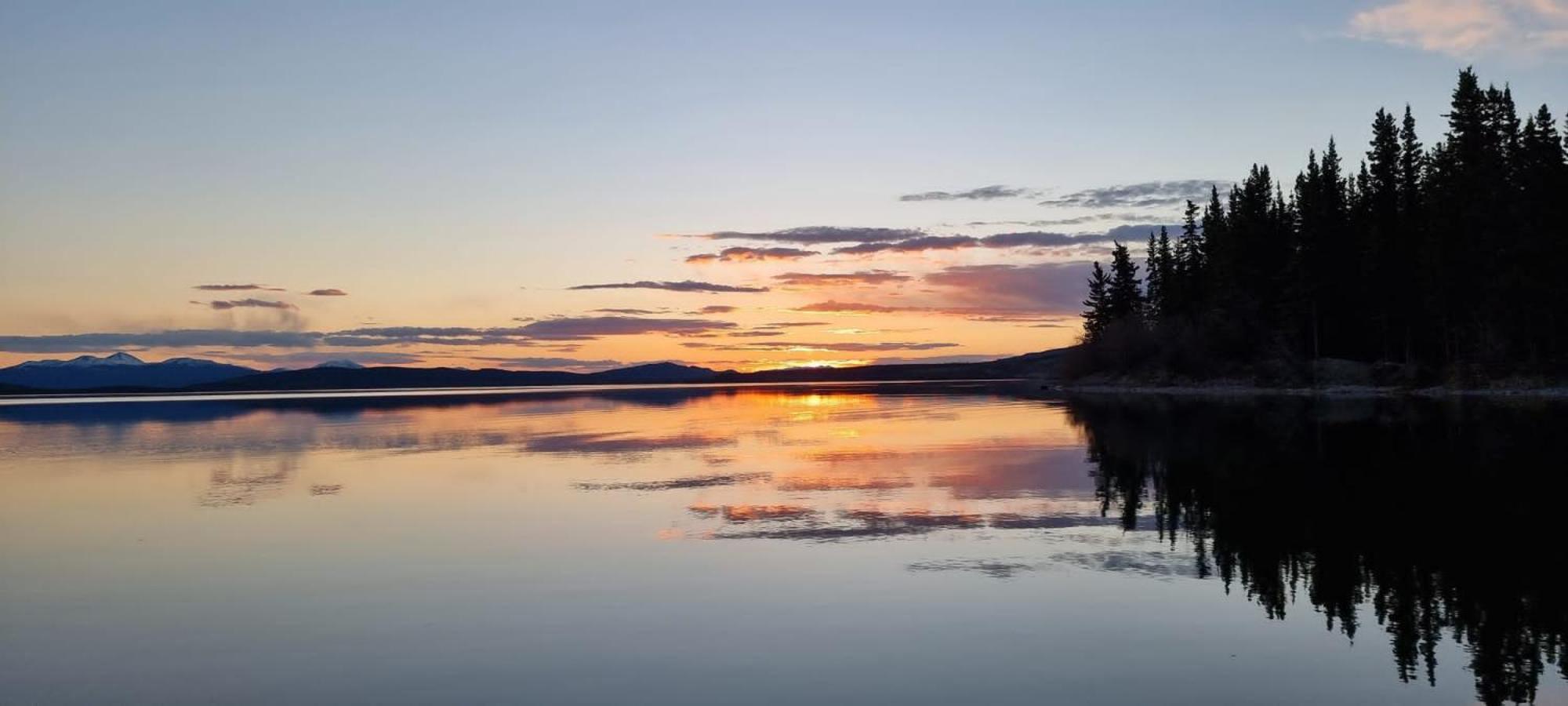 Little Atlin Lodge Tagish 외부 사진