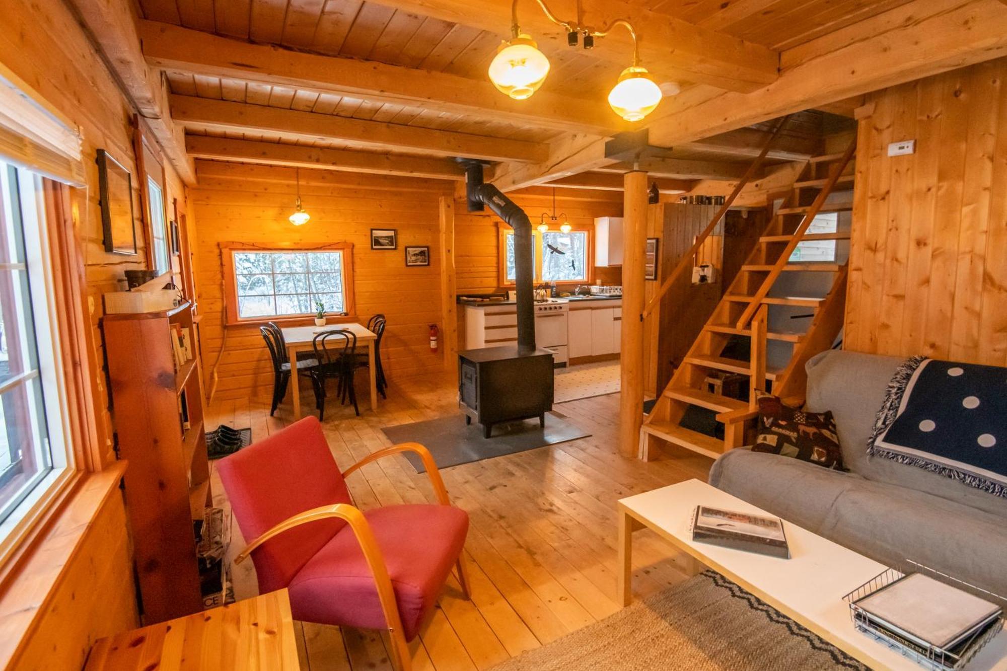 Little Atlin Lodge Tagish 외부 사진